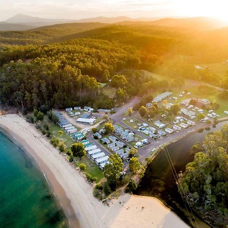 Ingenia Holidays Eden Beachfront Buitenkant foto
