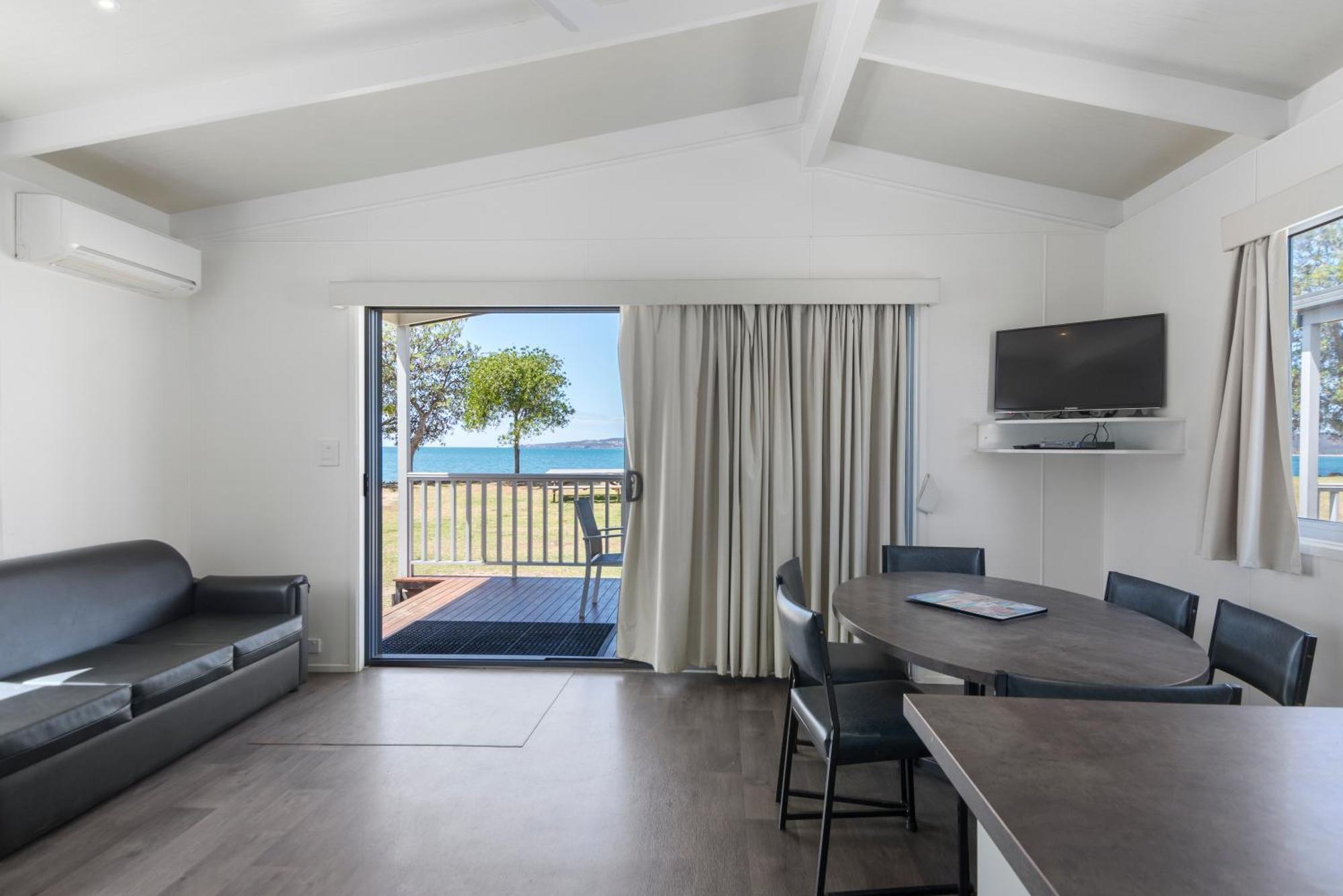 Ingenia Holidays Eden Beachfront Buitenkant foto